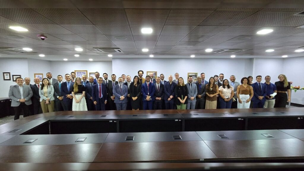 Imagem 1: Procuradores do Estado durante reunião institucional.