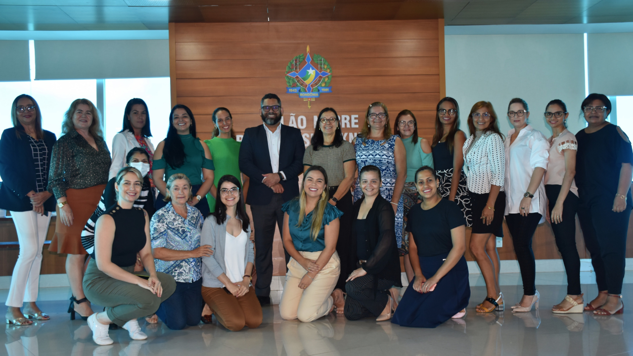Mães da PGE compartilham experiências em roda de conversa