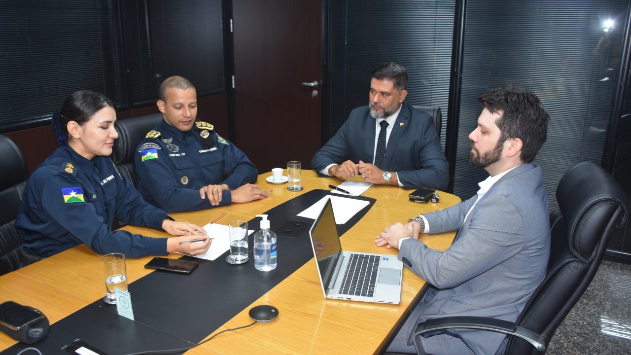 PGE/RO e PM/RO discutem sobre integridade na promoção de policiais
