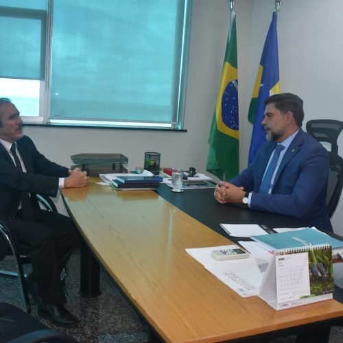 PGE/RO recebe visita do Diretor da Representação Judicial da PGE em Brasília