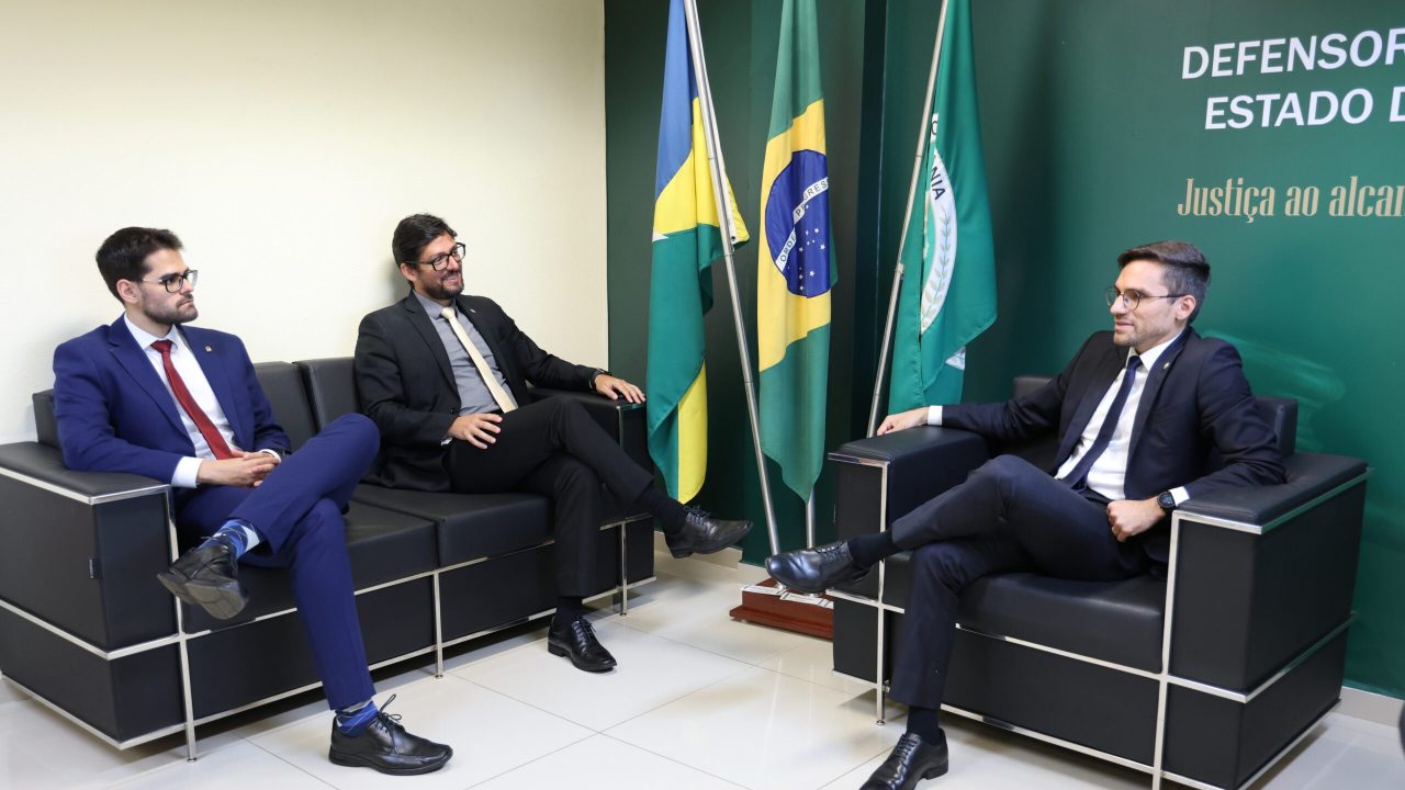 Novo Procurador do Estado assume funções junto à DPE-RO.