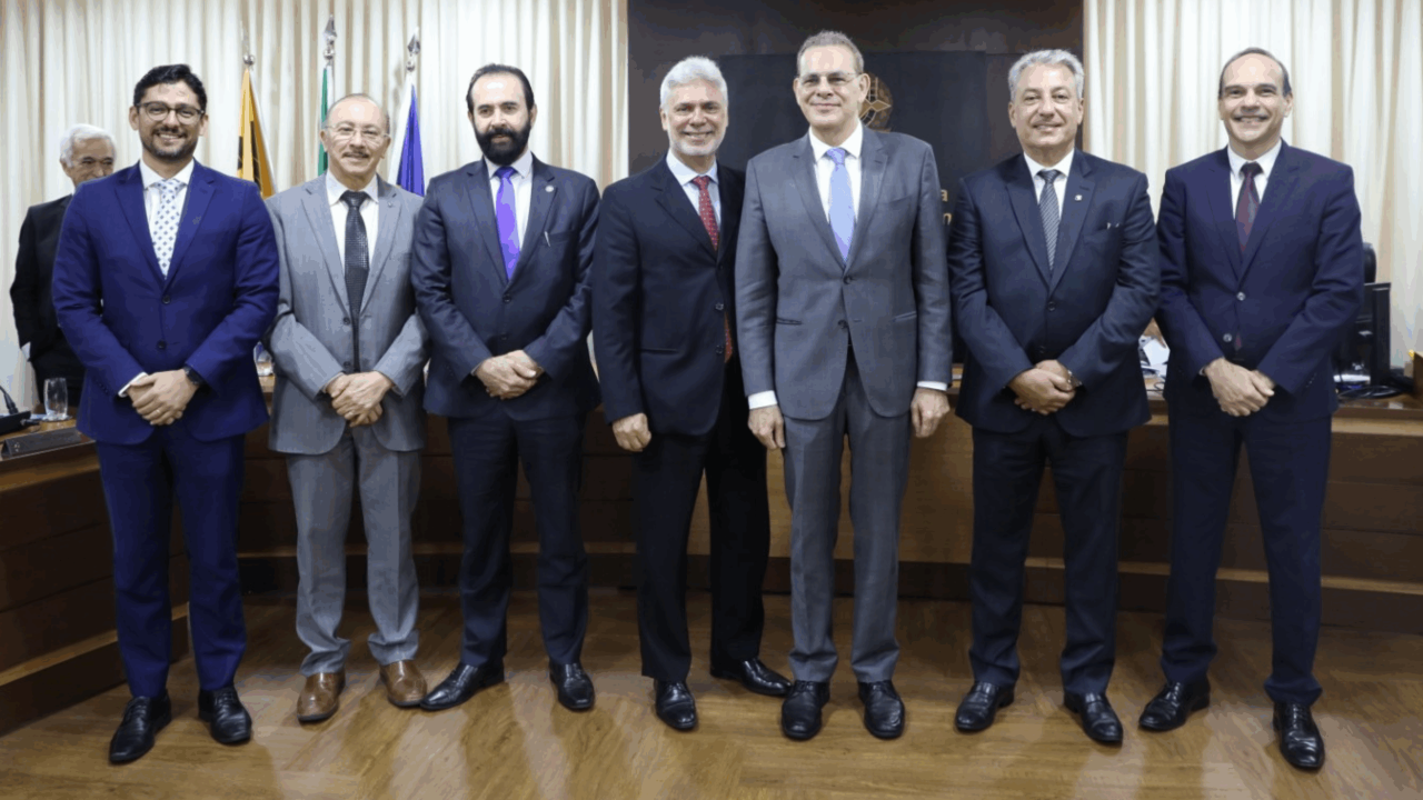 PGE-RO participa de sessão do tribunal pleno administrativo para biênio 2026/2027 do TJRO