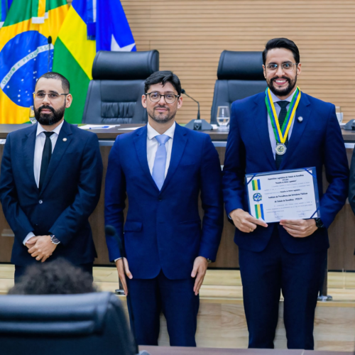 PGE-RO participa de solenidade do IPERON homenageado com a Medalha do Mérito Legislativo