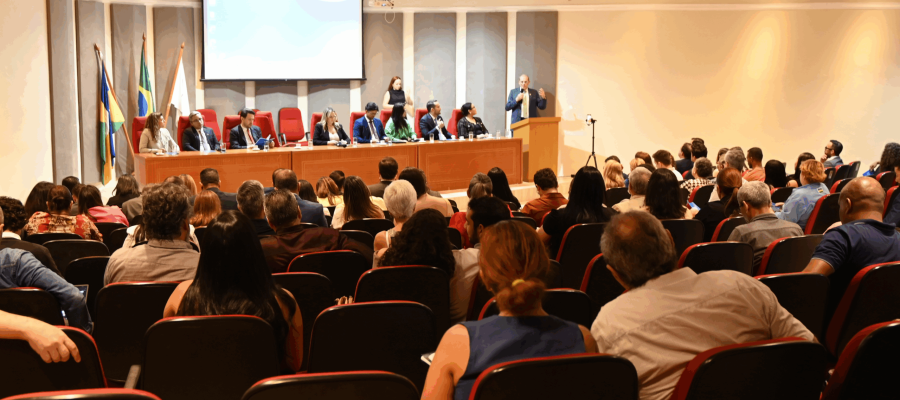 PGE-RO participa do lançamento do Manual de Uso de IA