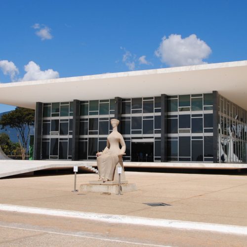STF acolhe pedido da PGE-RO e mantém planejamento estratégico do Tribunal de Contas de Rondônia.