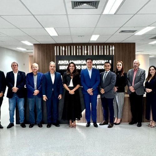 PGE-RO conhece boas práticas em visita técnica à Junta Comercial do DF