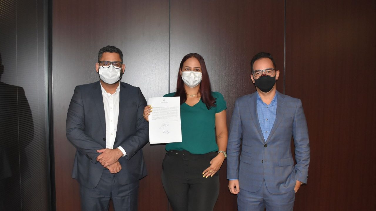 Carreira de apoio da Procuradoria Geral do Estado recebe nova integrante