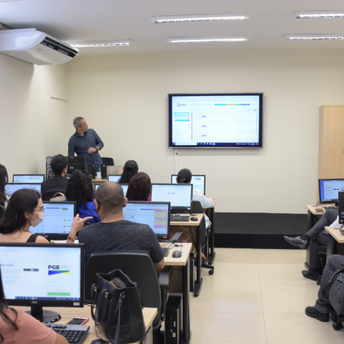 PGE realiza primeiro treinamento do novo sistema Kanoê