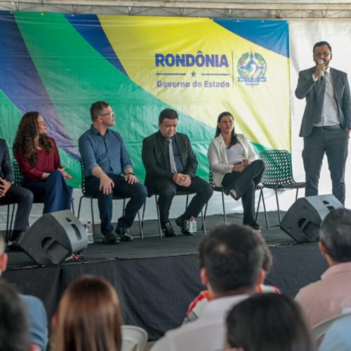 PGE/RO participa da entrega de 58 caminhonetes aos Conselhos Tutelares em Rondônia
