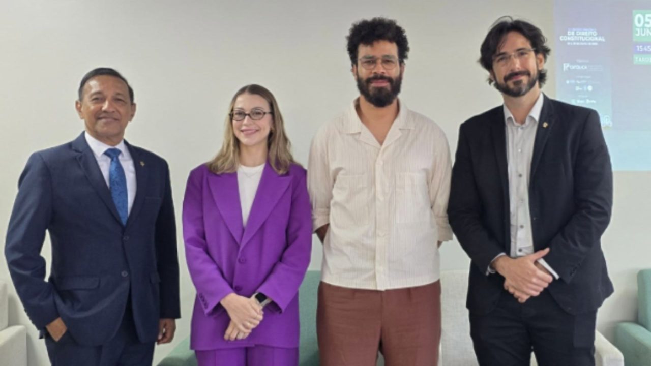 Procurador do Estado media painel no IV Congresso Amazônico de Direito Constitucional.
