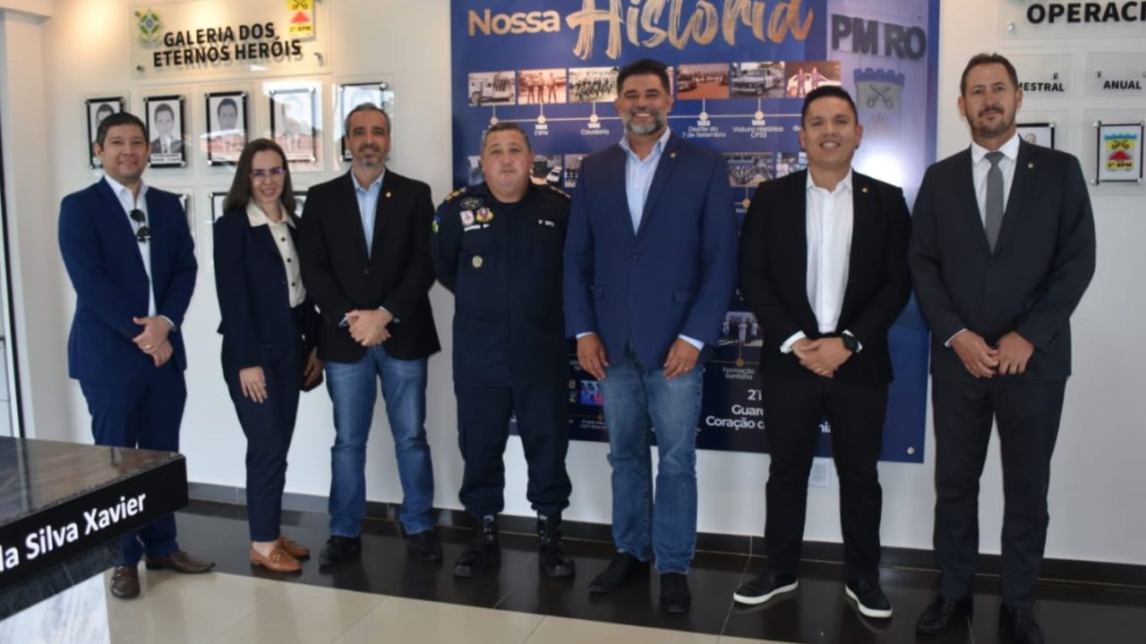 PGE é recepcionada pelo Comandante da PM em Ji-Paraná
