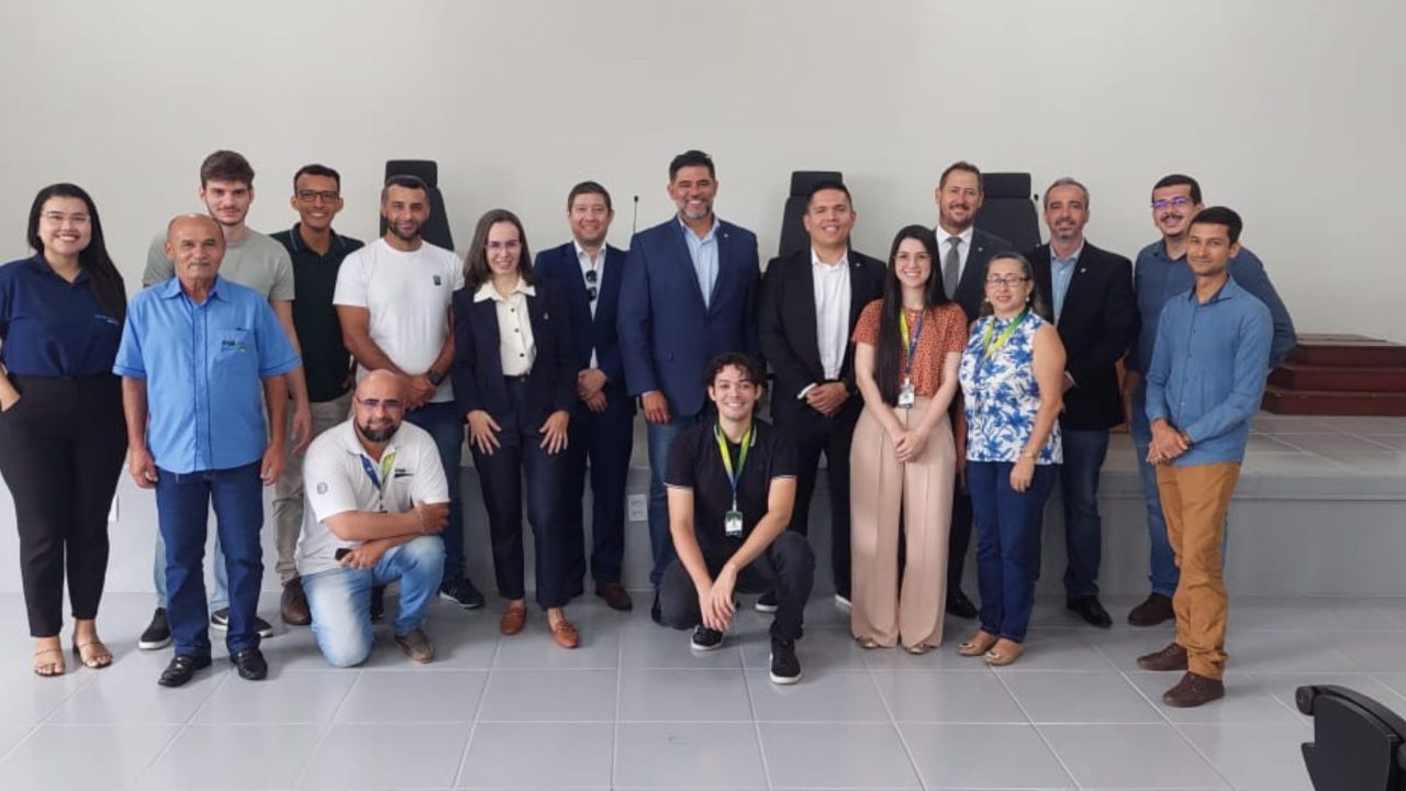PGE reúne-se com servidores de Ji-Paraná