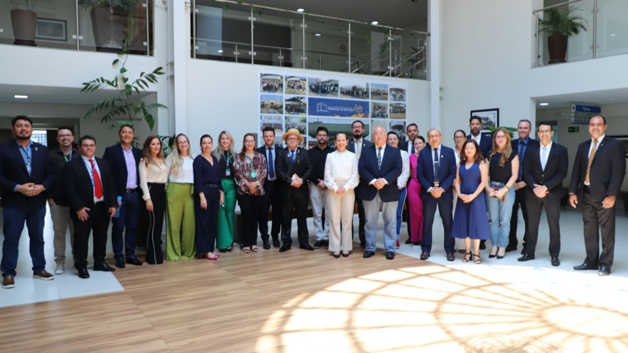 PGE participa da reunião do Comitê Executivo de Saúde
