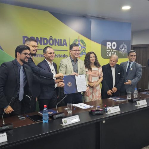 PGE/RO participa da assinatura do Projeto de Lei de Liberdade Econômica