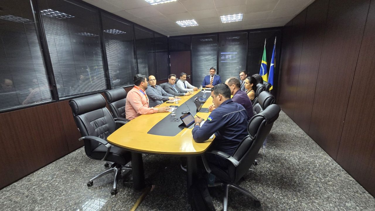 PGE/RO e SESAU reúnem-se para alinhar procedimentos de contratação e otimização na saúde