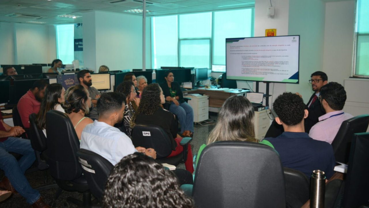 PGE/RO junto à SEPOG promove capacitação sobre Emendas Parlamentares