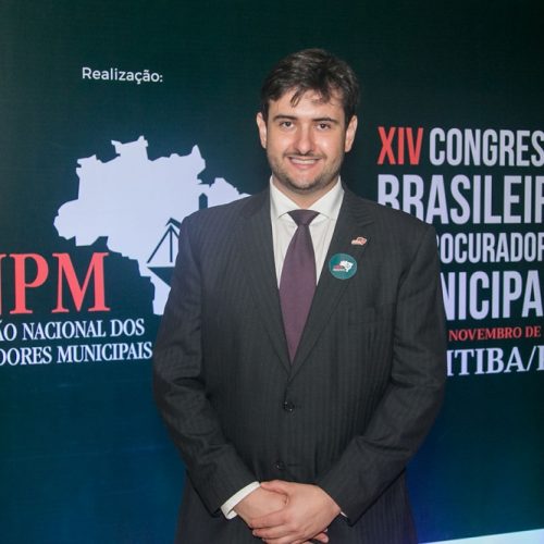 Vice-presidente da ANPM fala sobre a importância da advocacia pública no combate à corrupção em entrevista à TV Senado