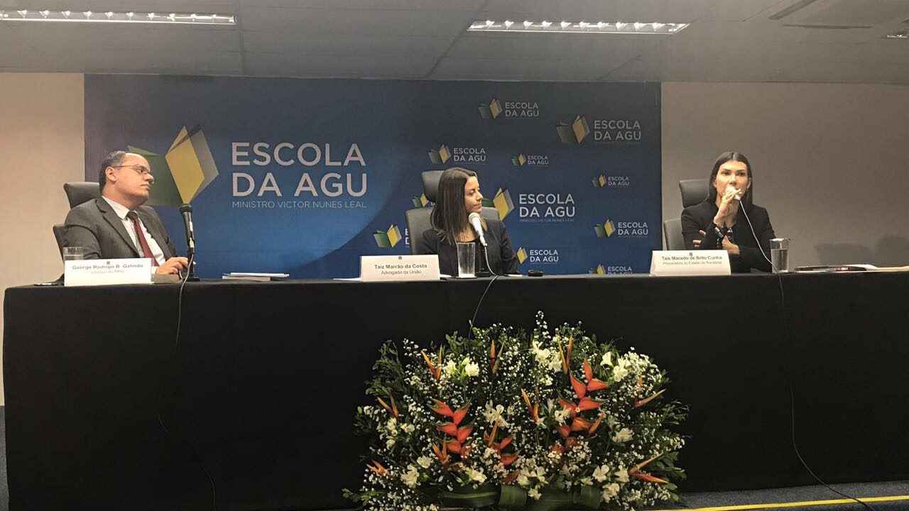 Procuradora Tais Cunha faz palestra em seminário internacional sobre Direitos Humanos e Advocacia Pública em Brasília