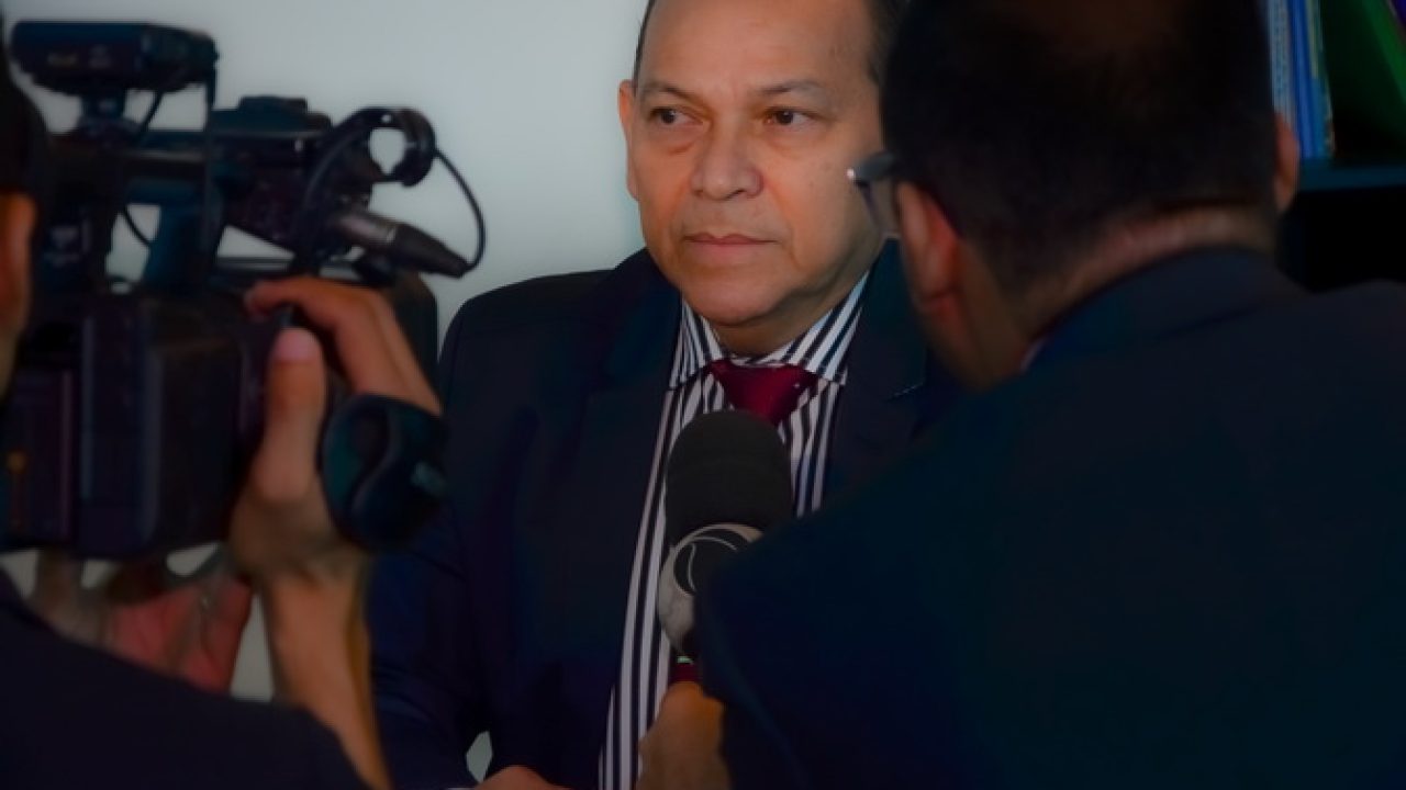 Procurador Geral fala em entrevista a SICTV sobre congresso nacional